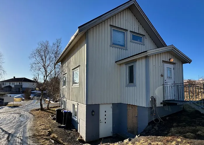 Airport Lägenhet Leknes